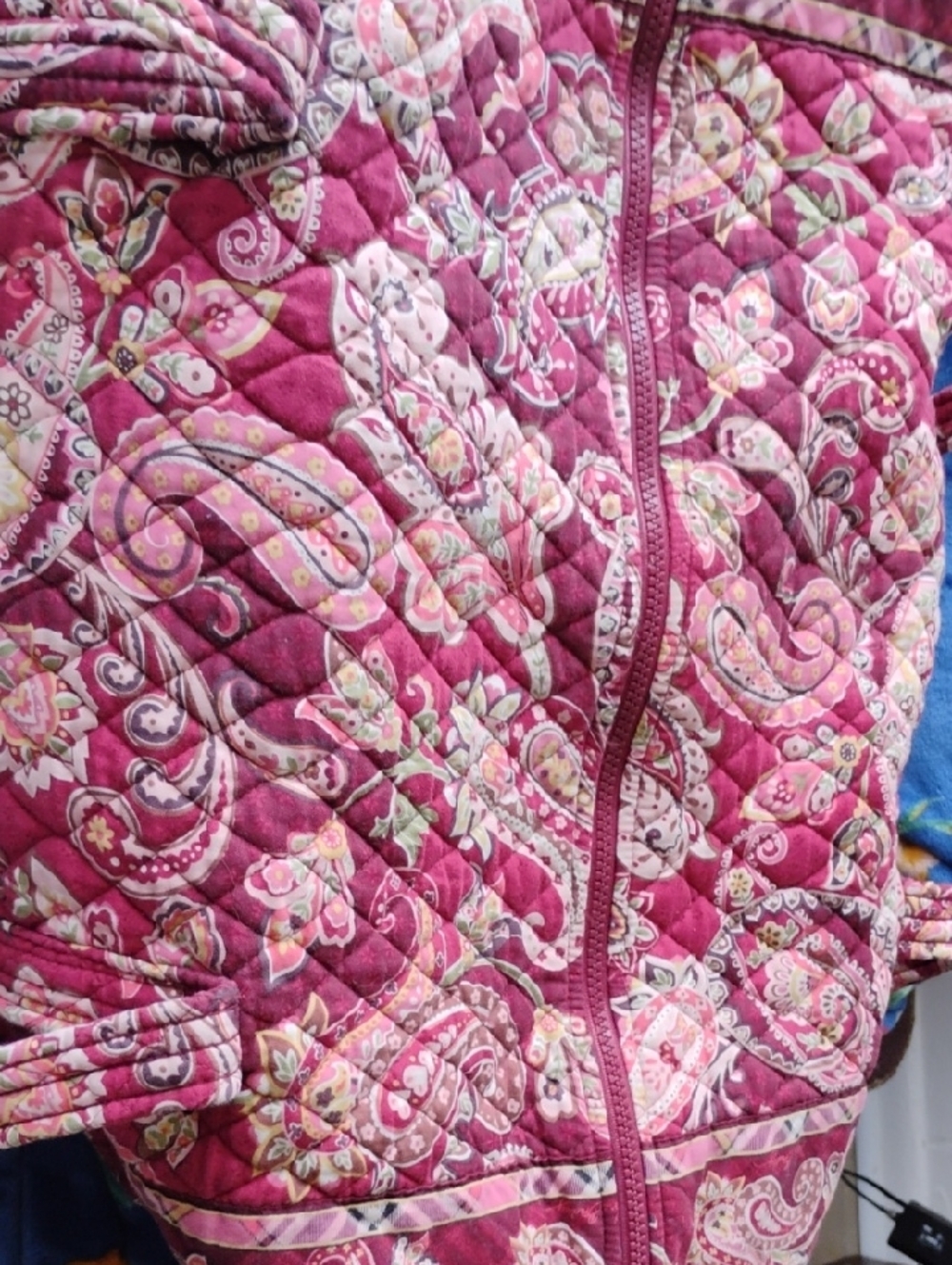 Vera Bradley Quilted Paisley Travel Bag in Berry Pink Multi - Picture 3 of 4